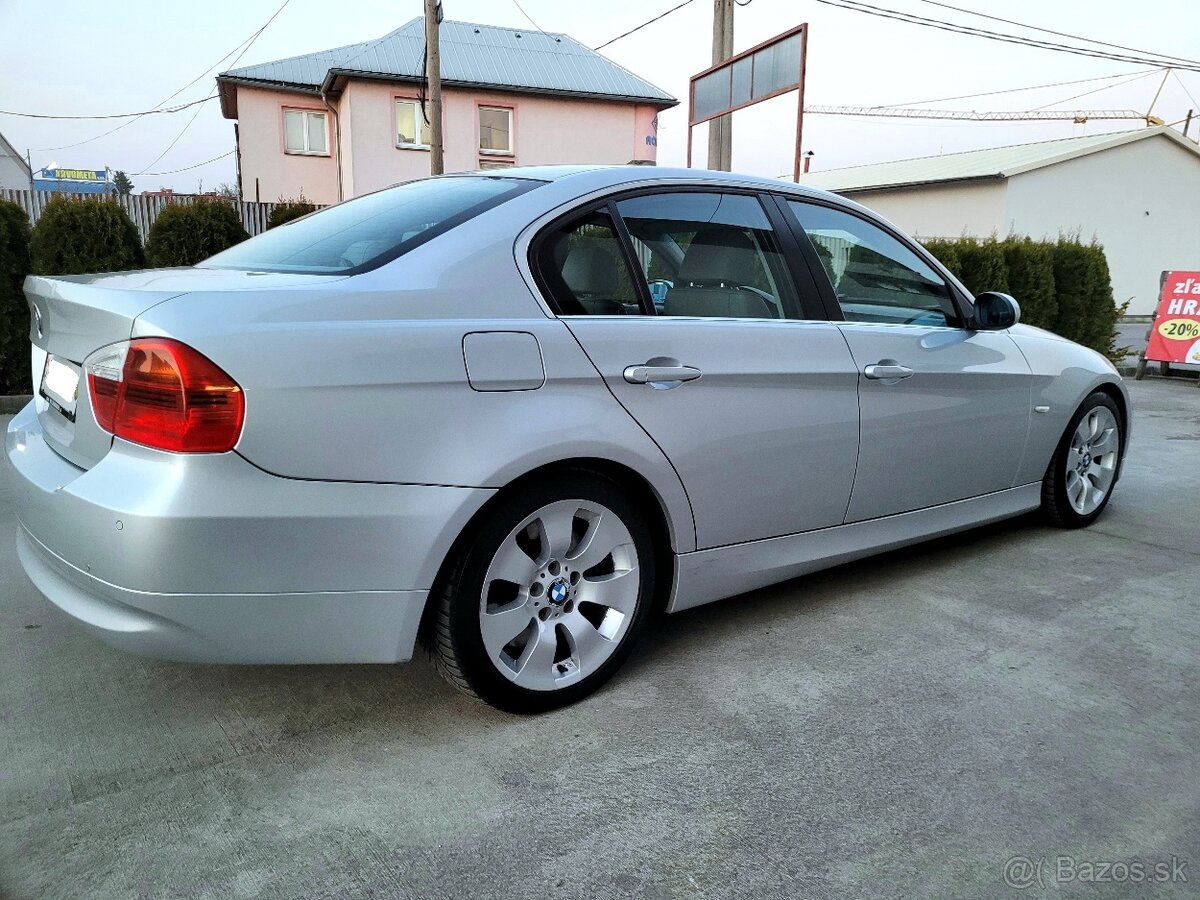 Bmw 330i - 4