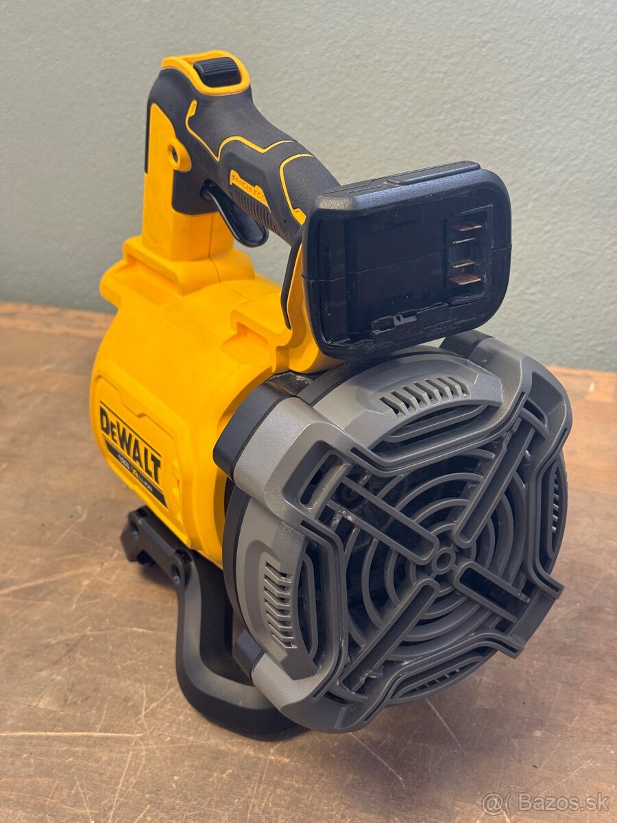 AKU fukár Dewalt - 4