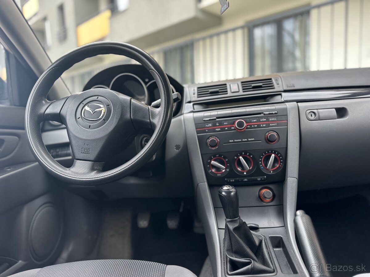 Mazda 3 - 4
