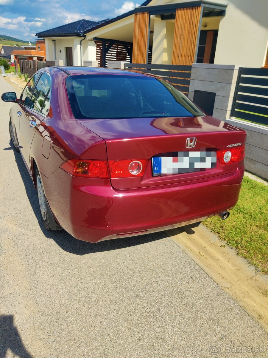 Predám Honda Accord - 4