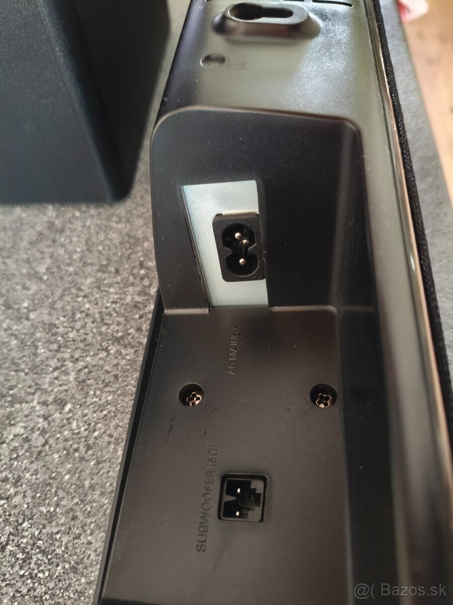Predám SoundBar – 3.1 Philips - 4