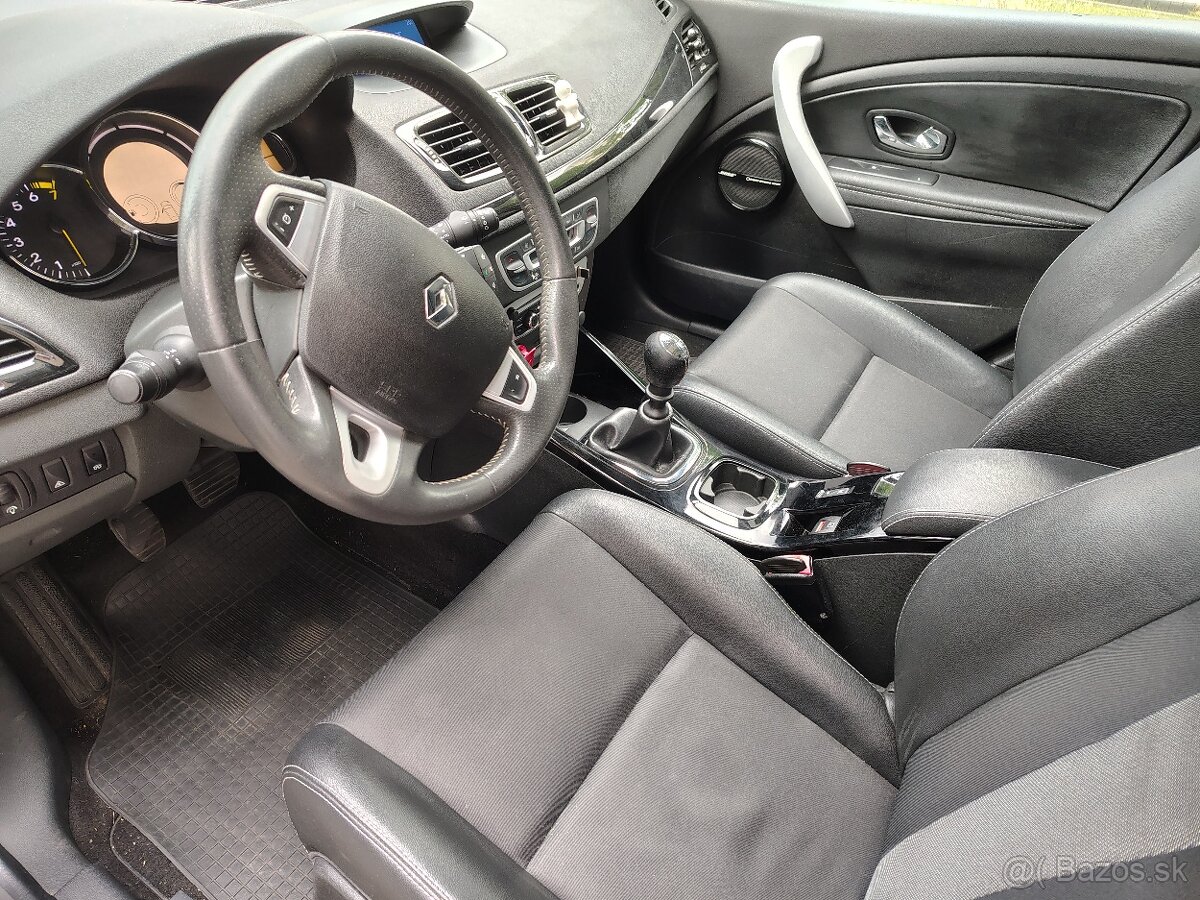 Renault Megane grandtour bose Edition - 4
