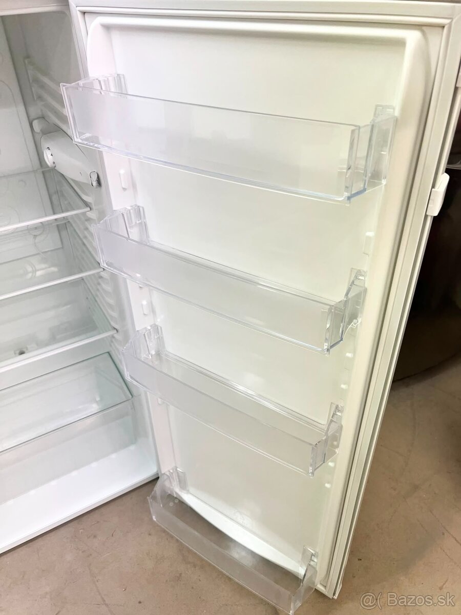 Predám chladničku Electrolux 125cm - 4