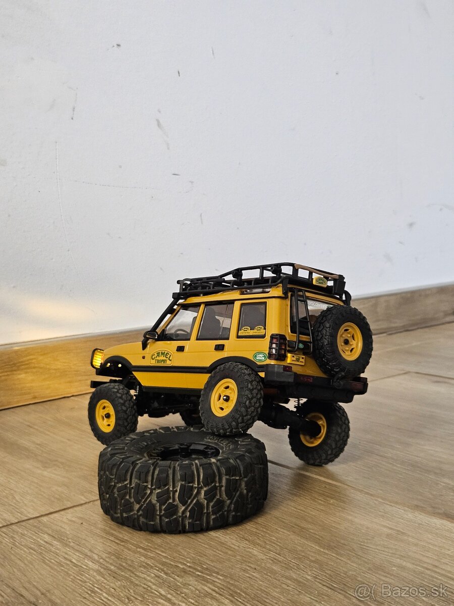 RC Land Rover Discovery 1/24 - 4