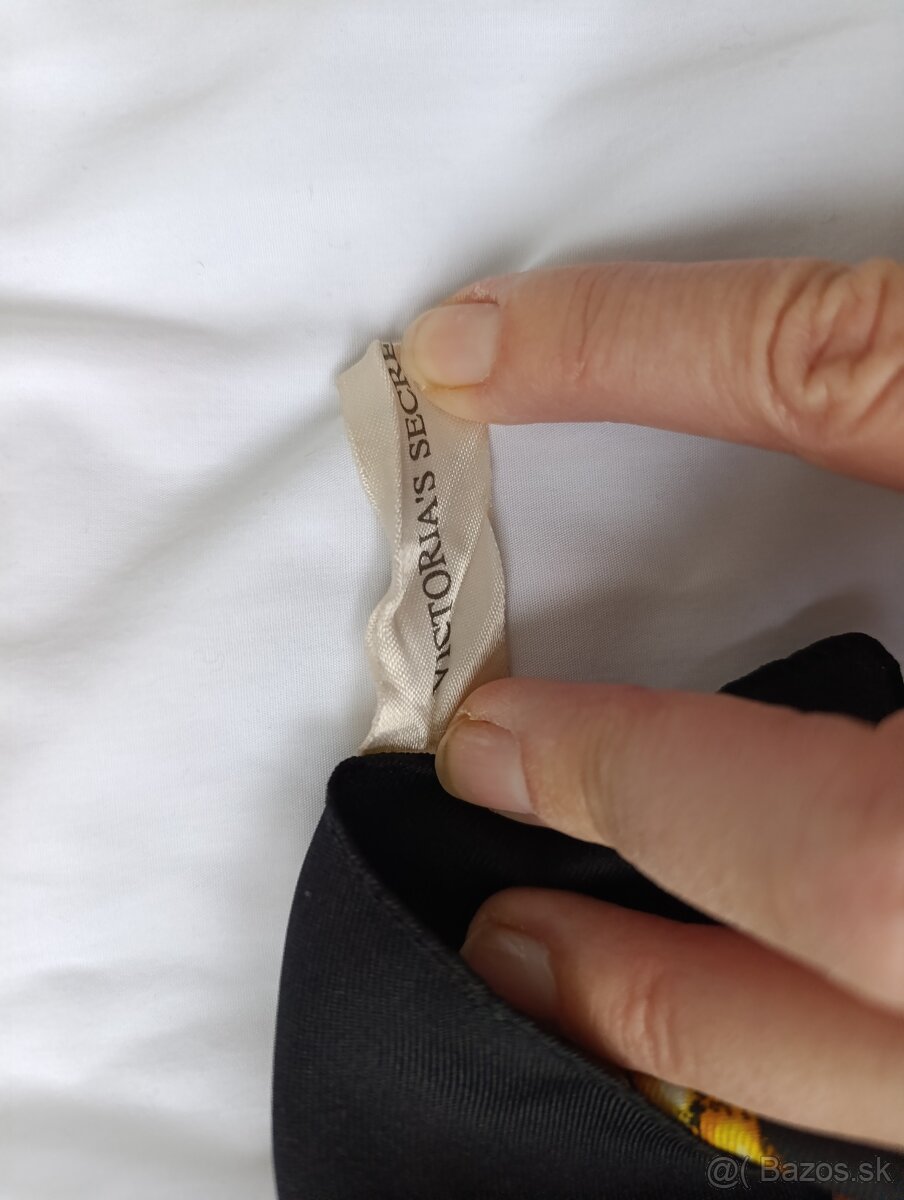 Krásna šatka VICTORIA SECRET - 4