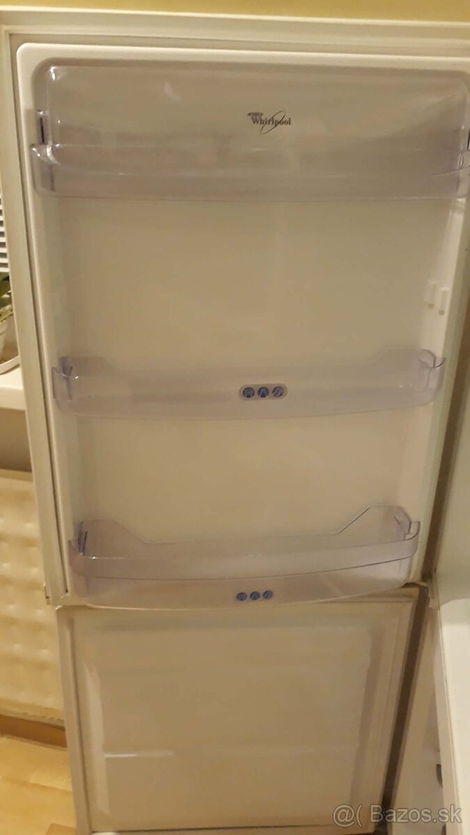 Chladnička s mrazničkou - 4