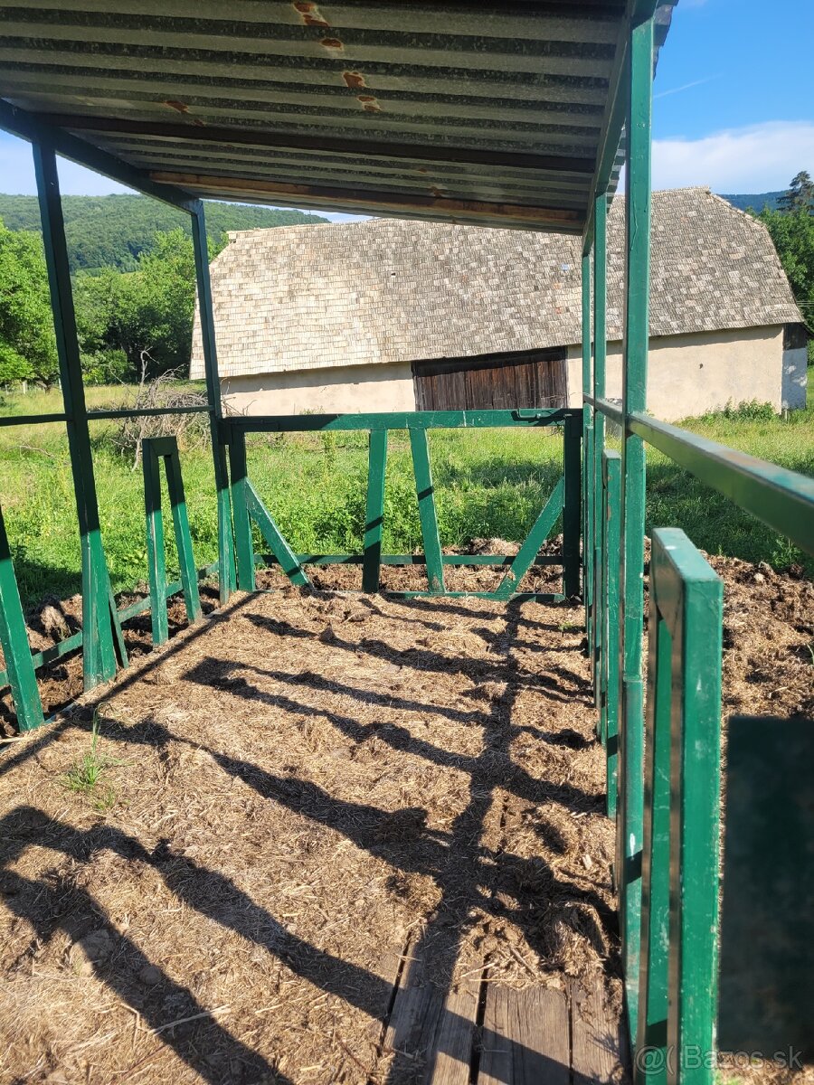 Krmelec na seno pre dobytok - 4