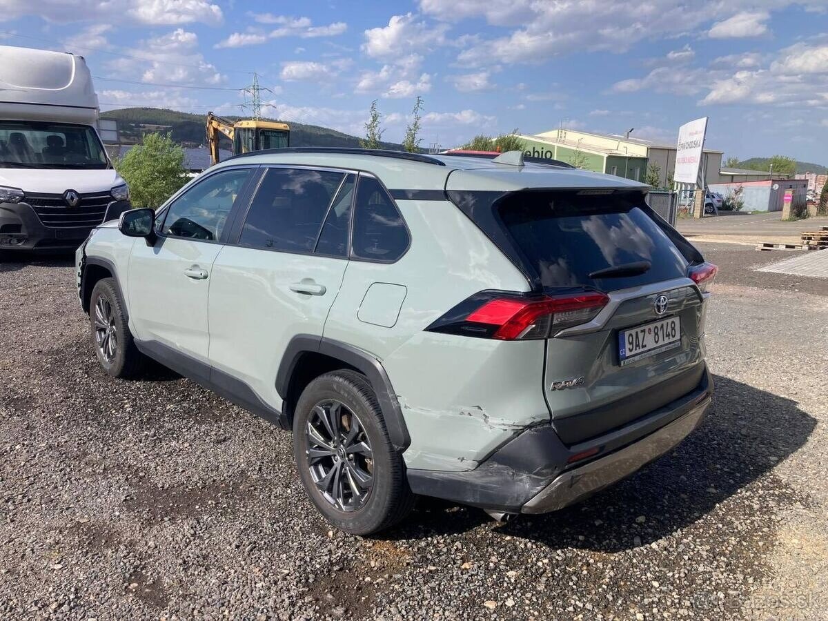 Toyota RAV 4 - 4