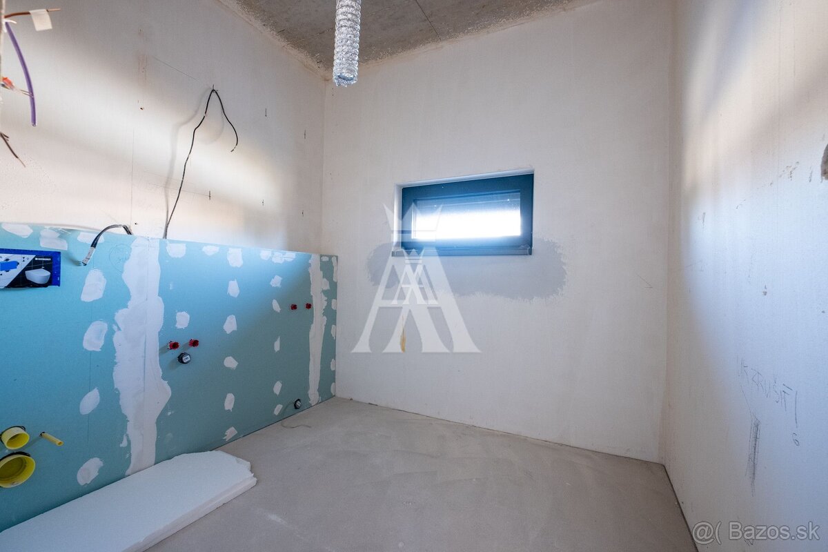 3 IZBOVÝ BYT V NOVOSTAVBE, POPRADSKÁ ULICA, KOŠICE ZÁPAD - 4