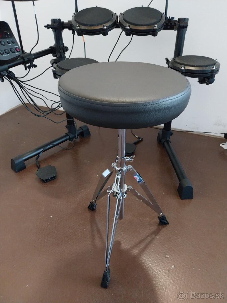 Alesis Debut Kit - 4
