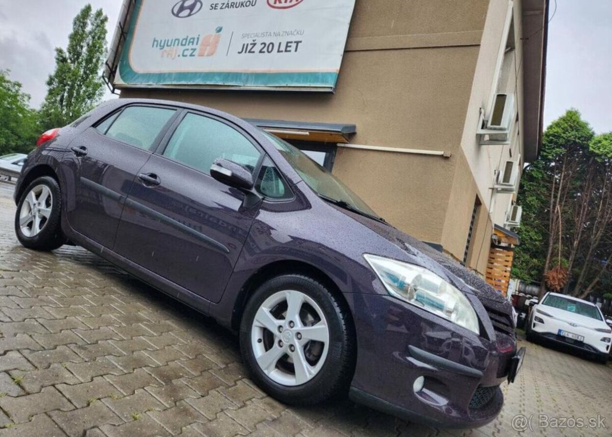 Toyota Auris 1.6PRAV.ZNAČKOVÝ SERVIS TSUSHO - 4