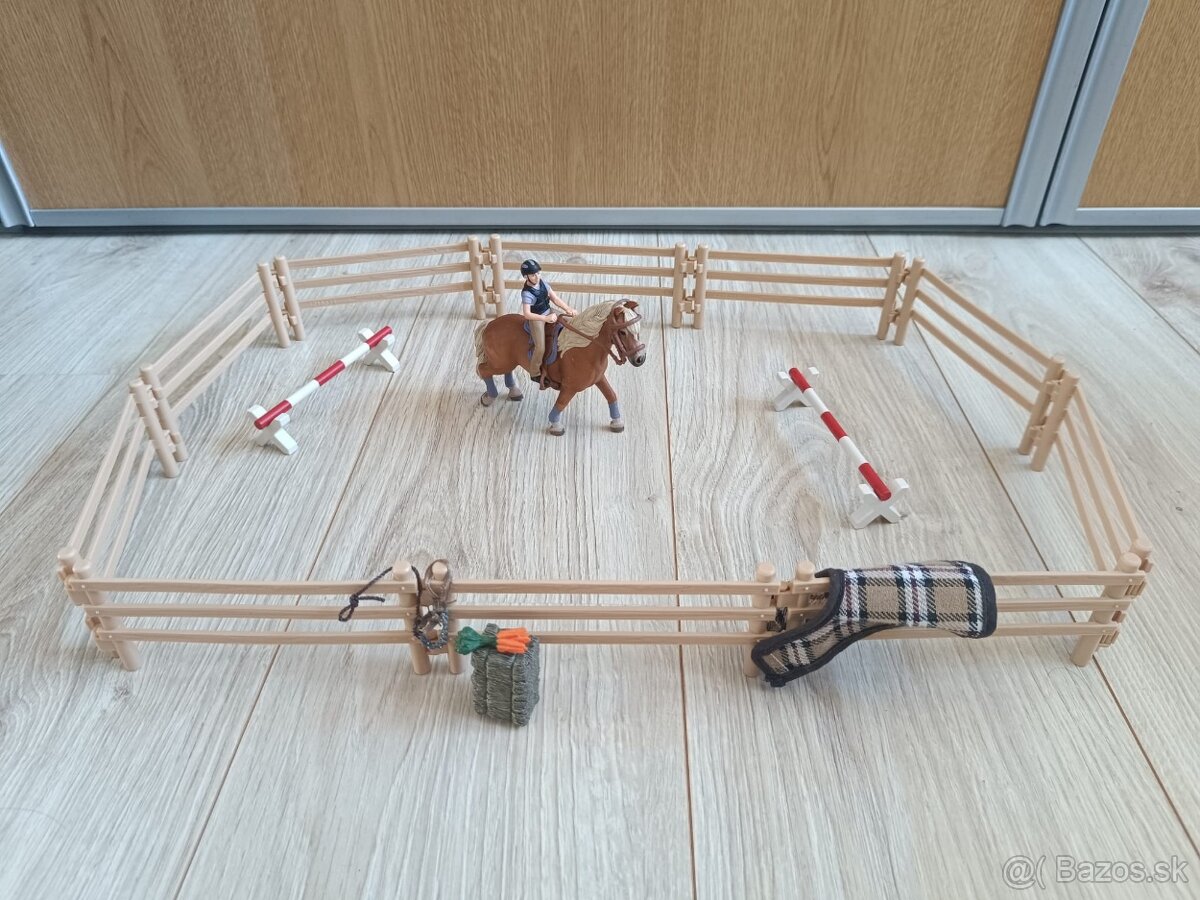 Schleich - Jazdecký areál s koňom - 4