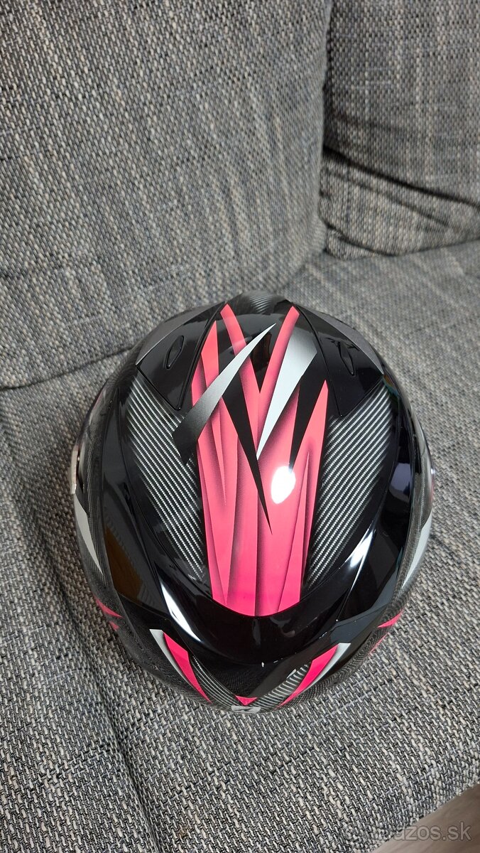 Predam helmu Shark - 4