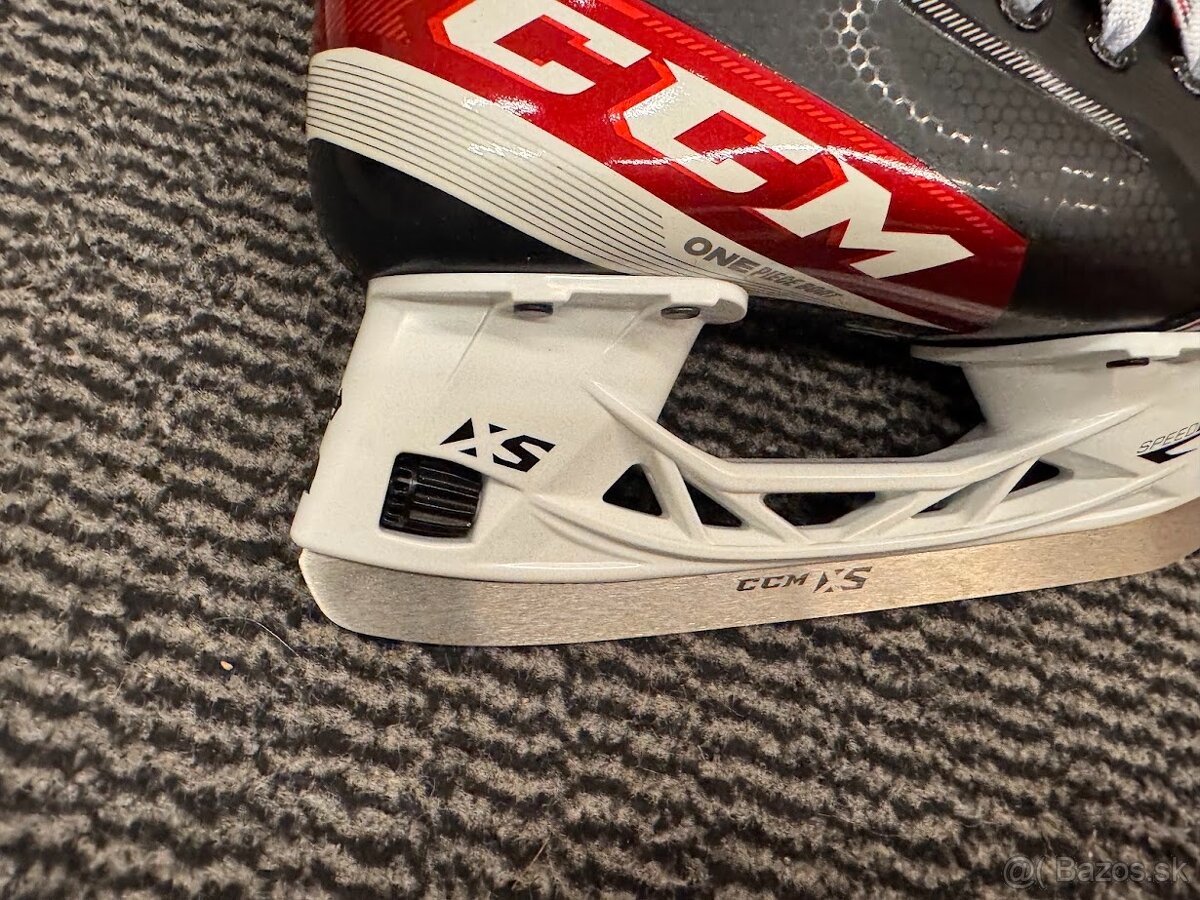 BRUSLE CCM JETSPEED FT 475 VEL. 33,/5/1 D - 4