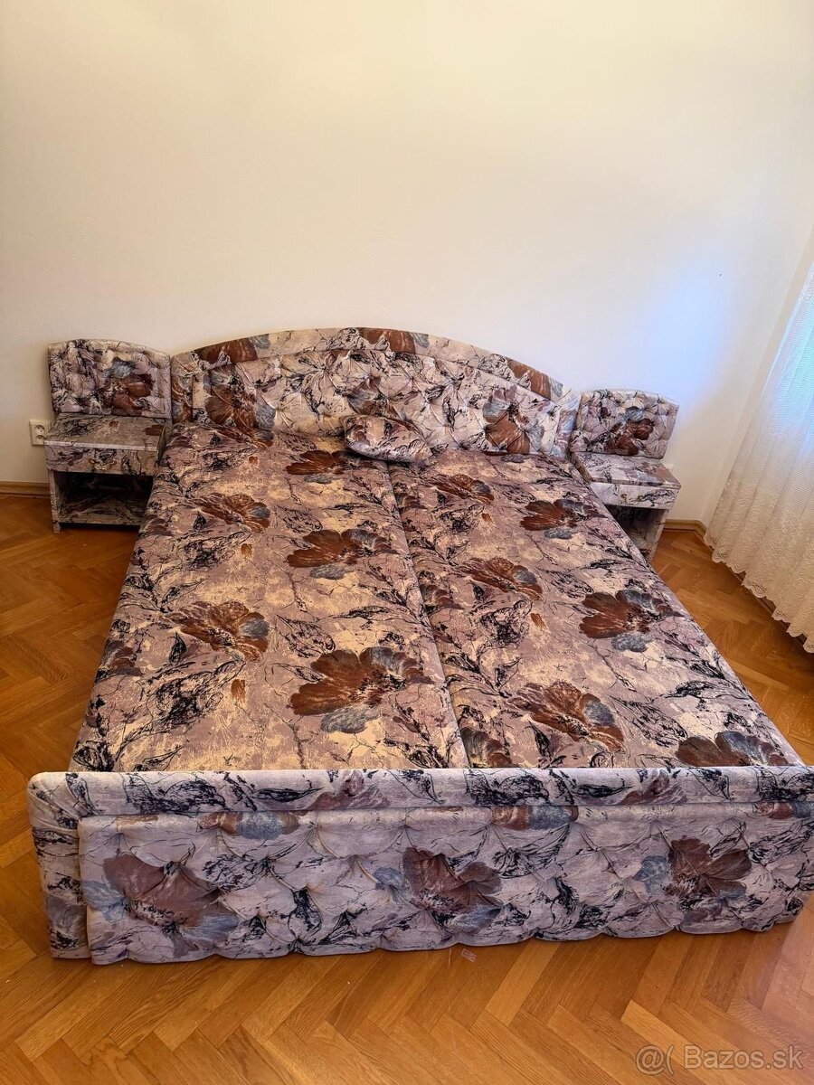 Manželská posteľ_čalúnená - 4