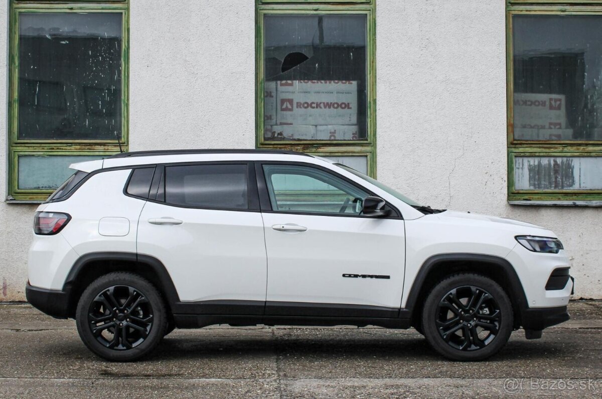 Jeep Compass 1.5 MHEV NIGHT EAGLE 7DCT FWD - 4