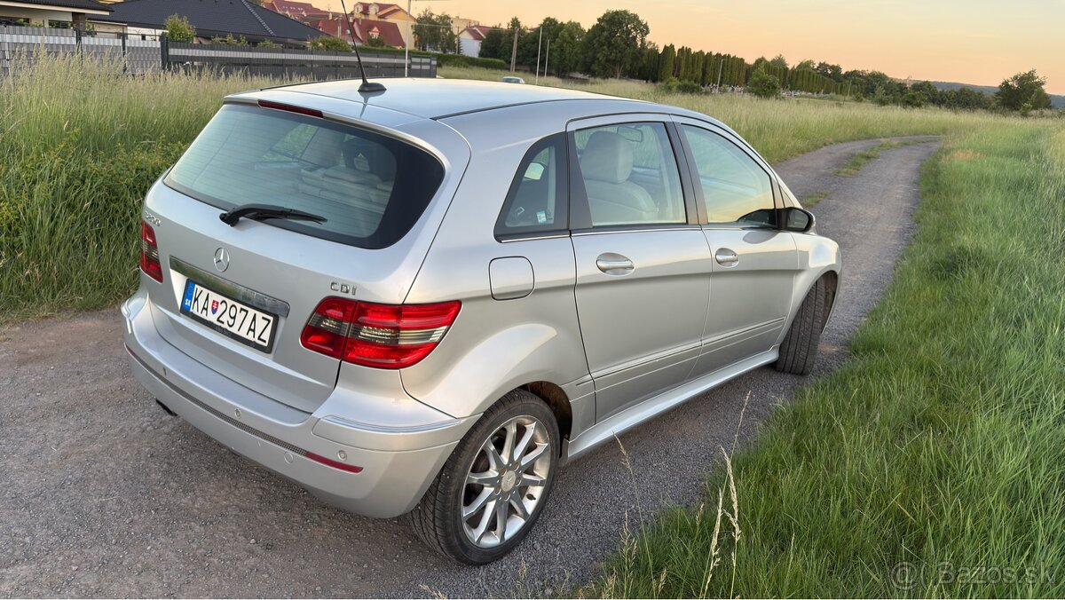 Mercedes B 200cdi automat - 4