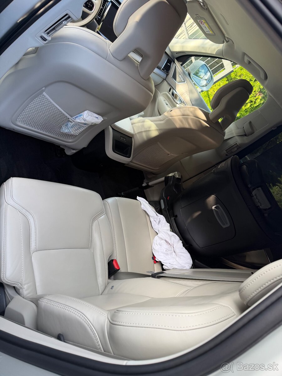 Volvo XC90 2.0 B5 Drive-E AWD - 4