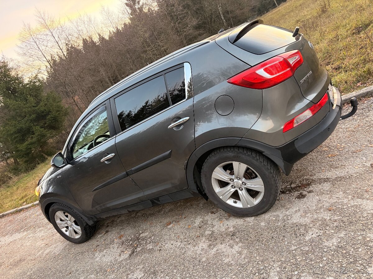 Predám KIA SPORTAGE - 4