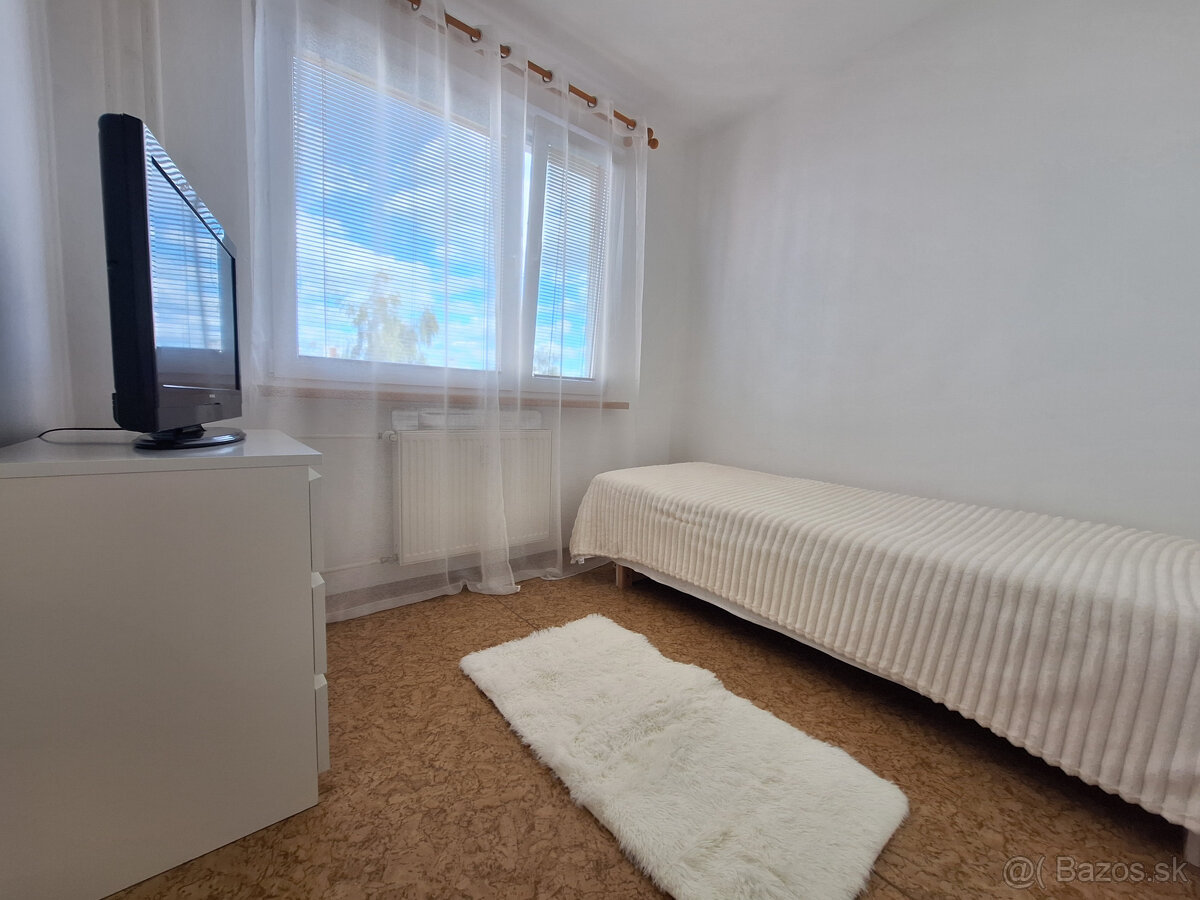 Na prenájom útulný 1-izbový byt v lokalite-Na Hájiku v Žilin - 4