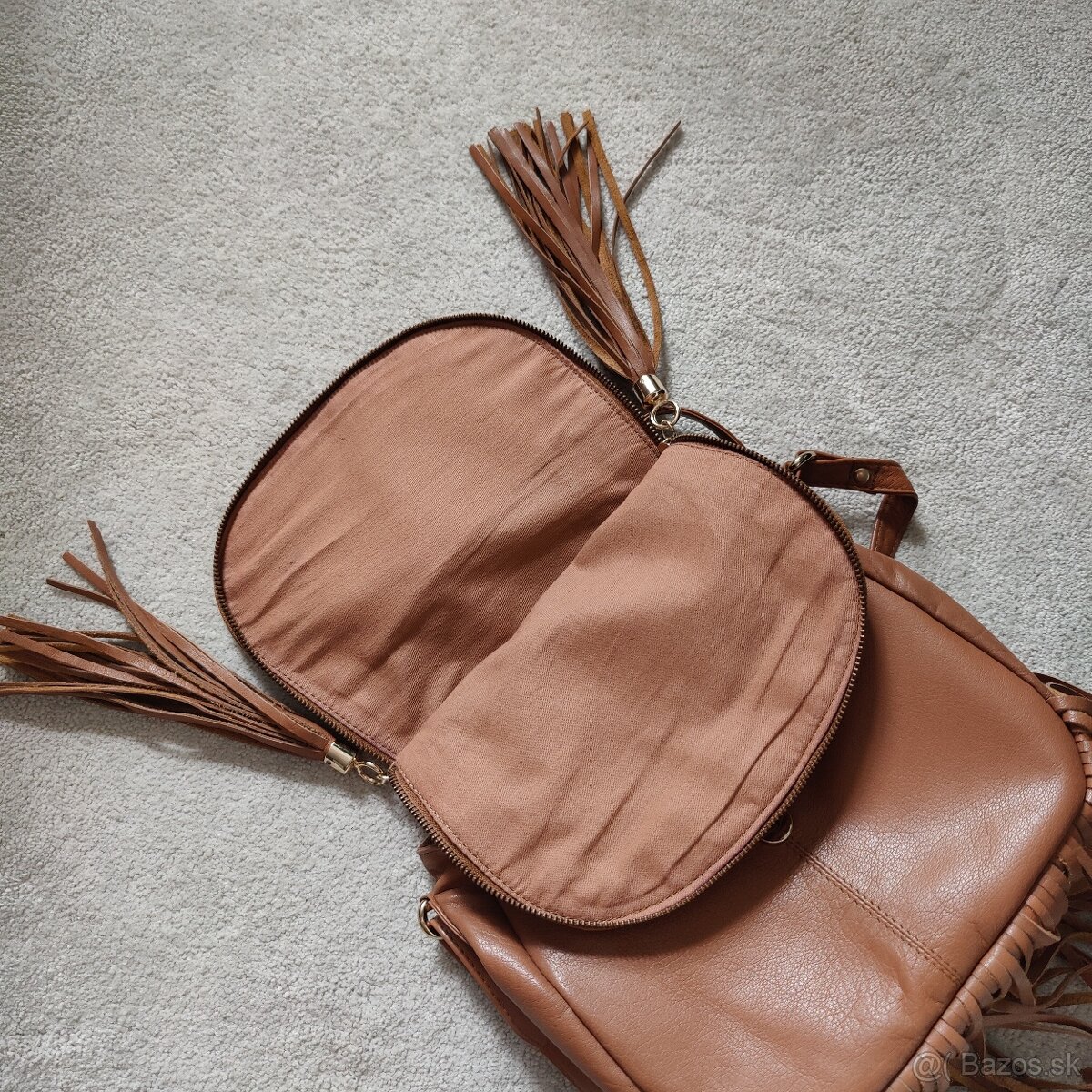 Kožená kabelka so strapcami - 4