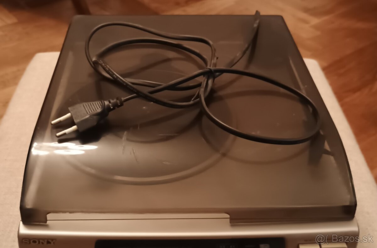 Gramoprehrávač_šasi s káblami prepojenia - 4