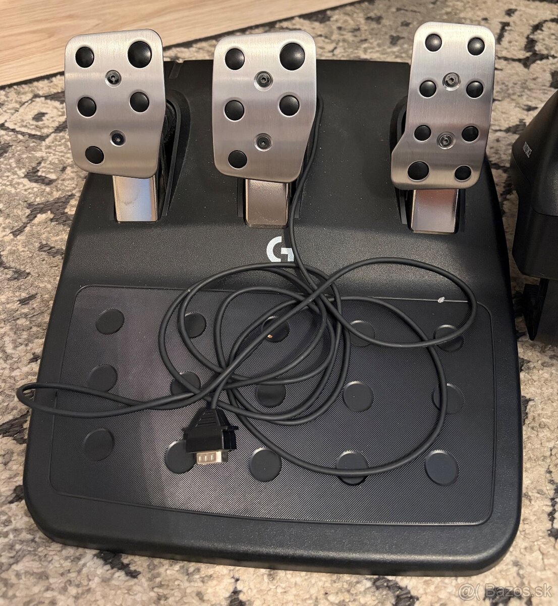 Herný volant Logitech g23 - 4
