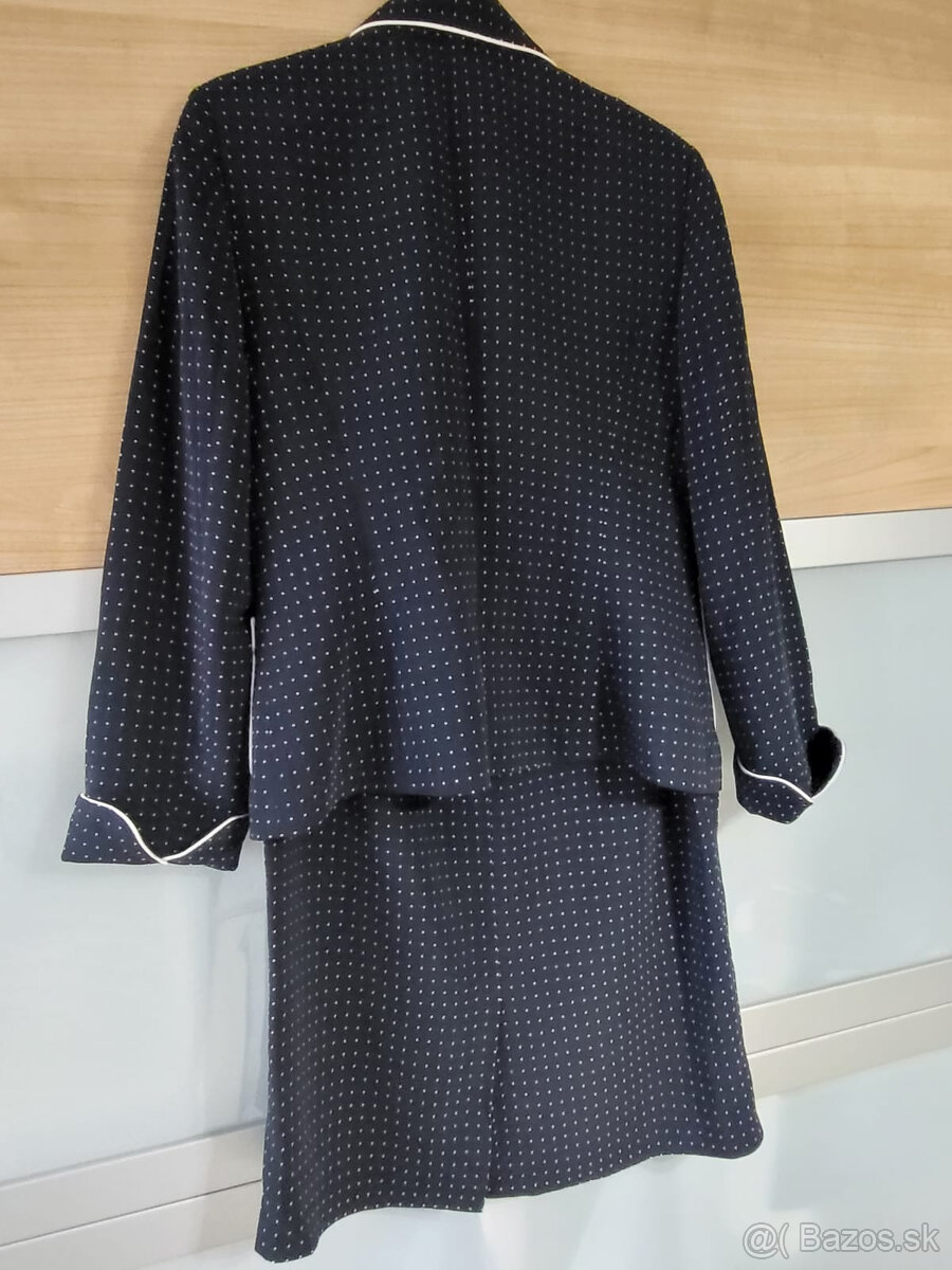 Kvalitný elegantný kostým veľ. 40 - 4