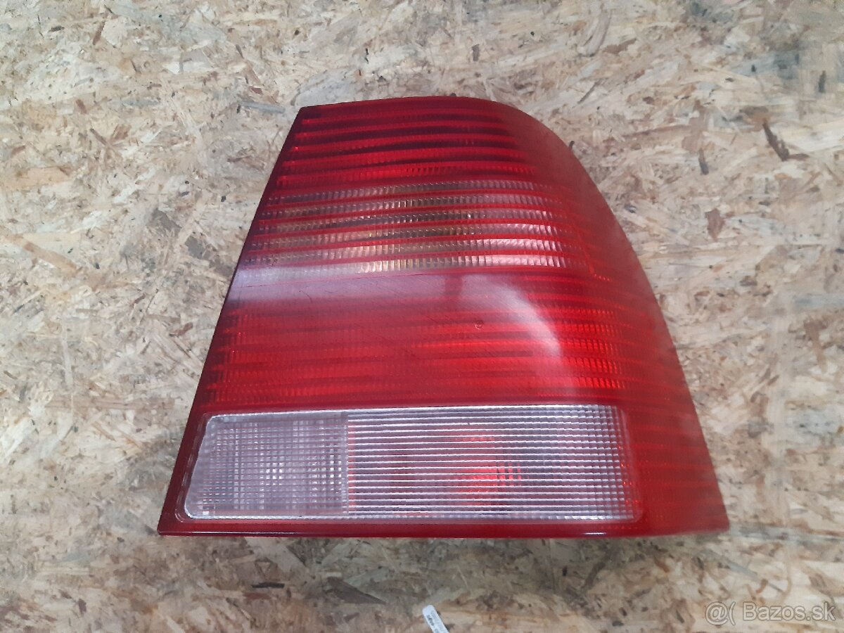 Zadné svetlá Golf - 4