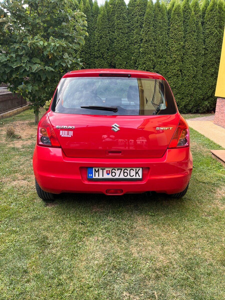 Predám Suzuki Swift - 4