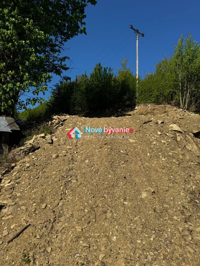 Na predaj starší dom so súpisným číslom N043-12-DASE - 4