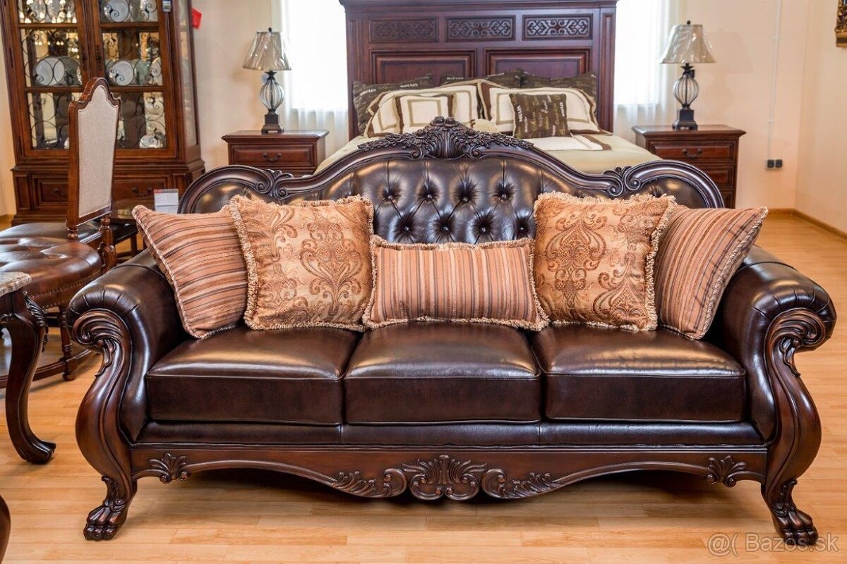 Luxusná celokožená sedacia súprava v zámockom štýle - 4