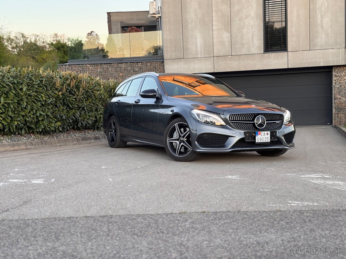 Mercedes C43 AMG kombi - 4
