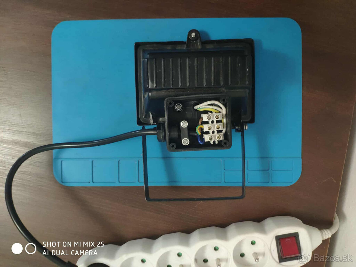 halogénová lampa 230V/150W - 4