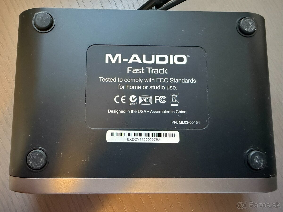 M-AUDIO Fast track - externa zvukova karta - 4
