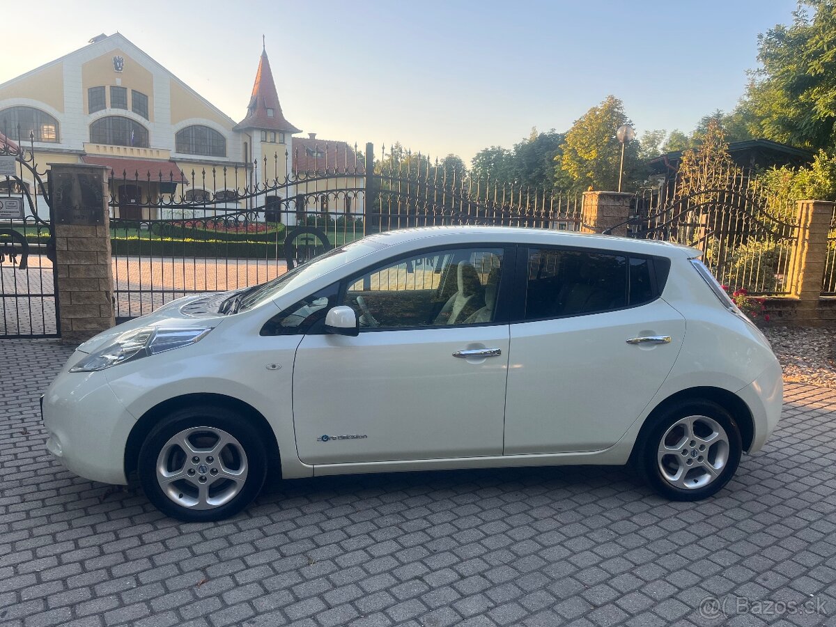 Nissan LEAF Tecna Elektro 80kw, rok 6/2013, biela perleť - 4