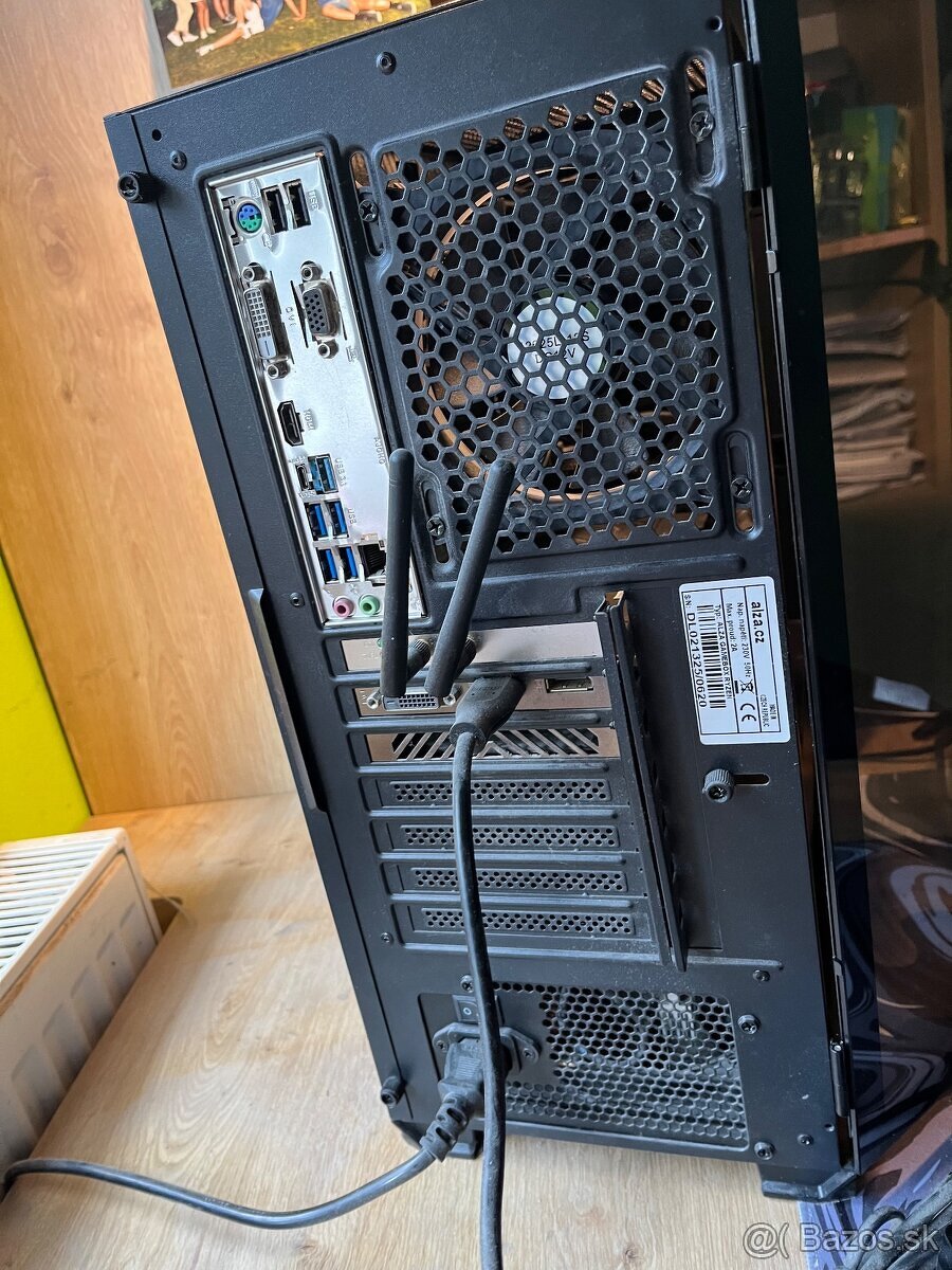 Predam herny počítač s príslušenstvom - 4