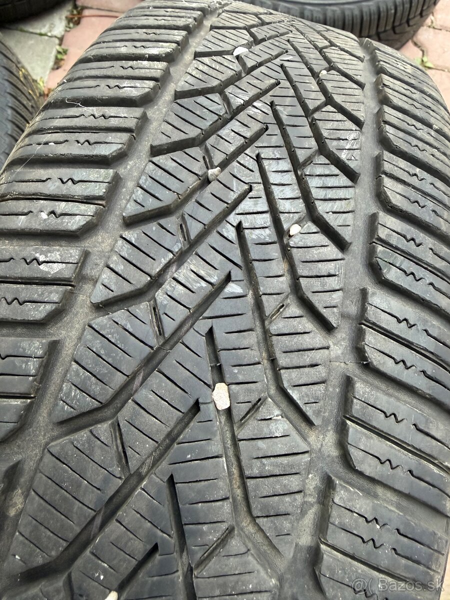 Zimne pneumatiky na plechoch 205 55 R16 - 4