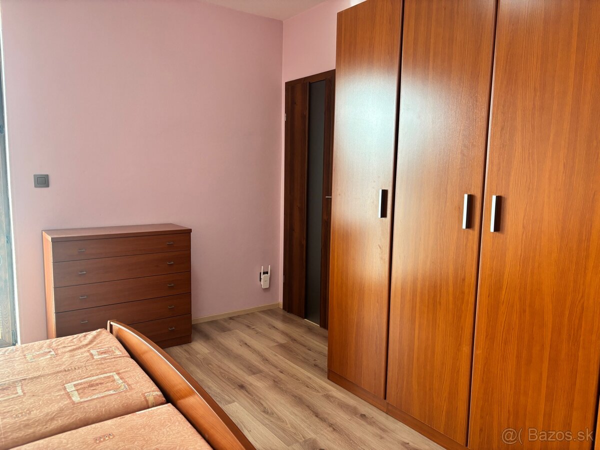 Spálňa nábytok komplet - 4