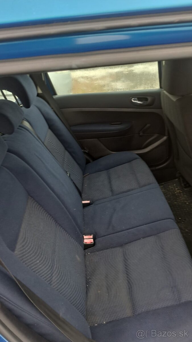 Predám Peugeot 307sw 1.4i 16v - 4