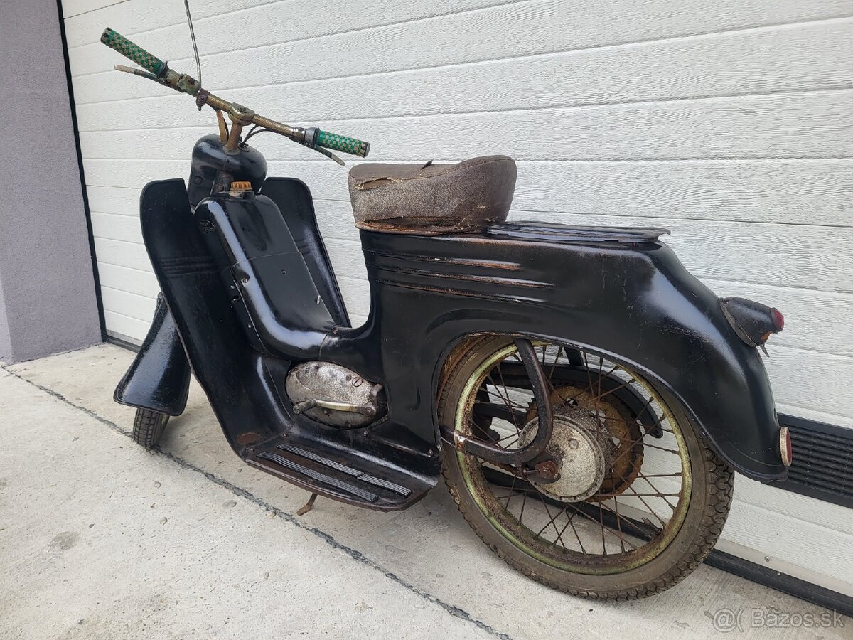 Jawa pionier typ 555 original čierna r.v 1962 - 4