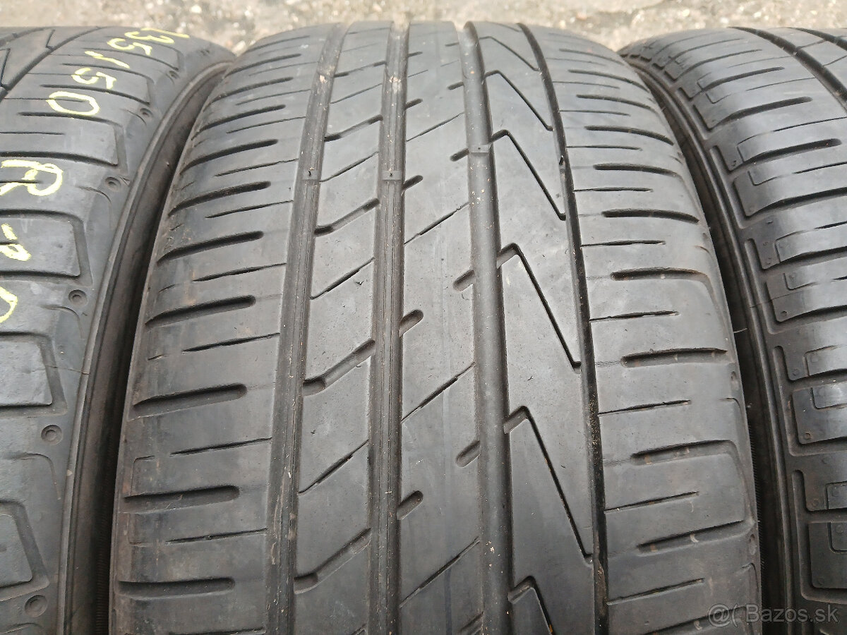 235/50 R19 -letné Hankook - 4