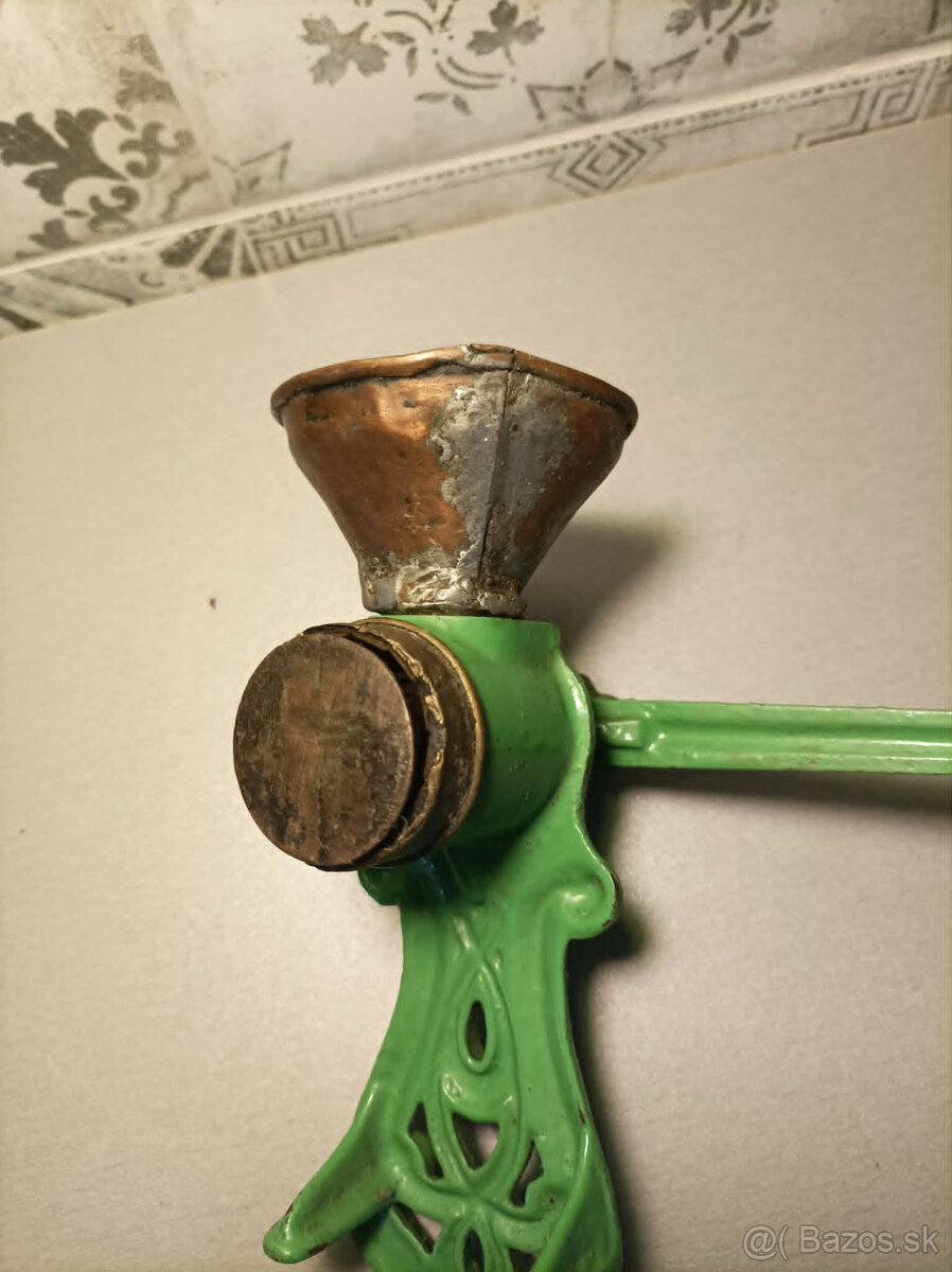 Zberateľský mlynček na mak Ideal - 4
