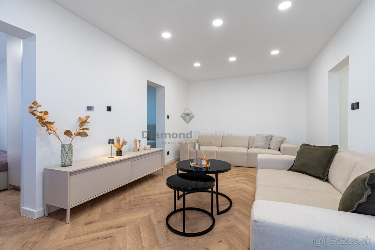 NA PREDAJ ZREKONŠTRUOVANÝ 3-IZBOVÝ BYT NA ULICI VÝSTAVBY, KO - 4