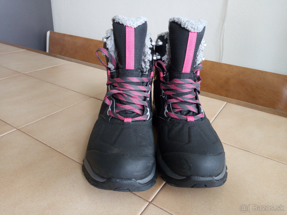Panska zimna sportova vodeodolna obuv QUECHUA. - 4