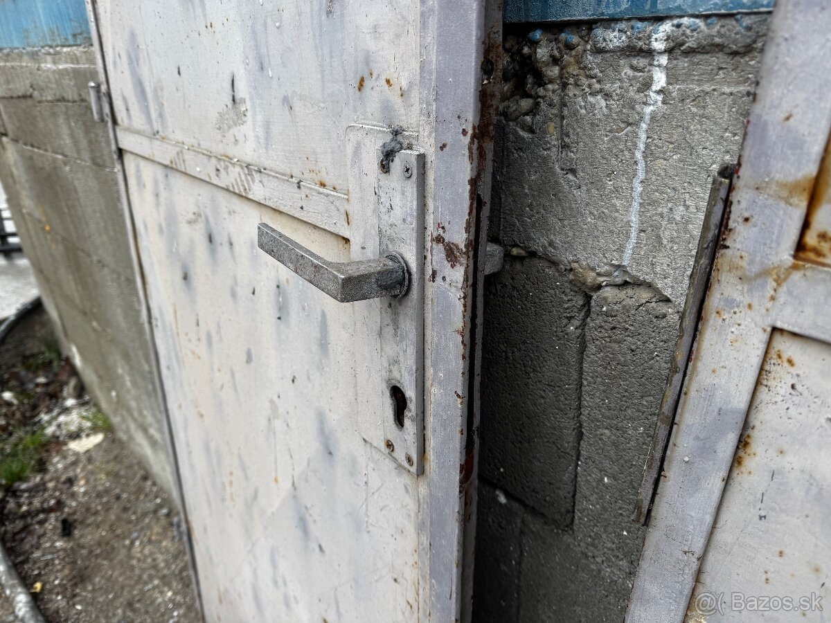 Plechova brana / dvere - 4