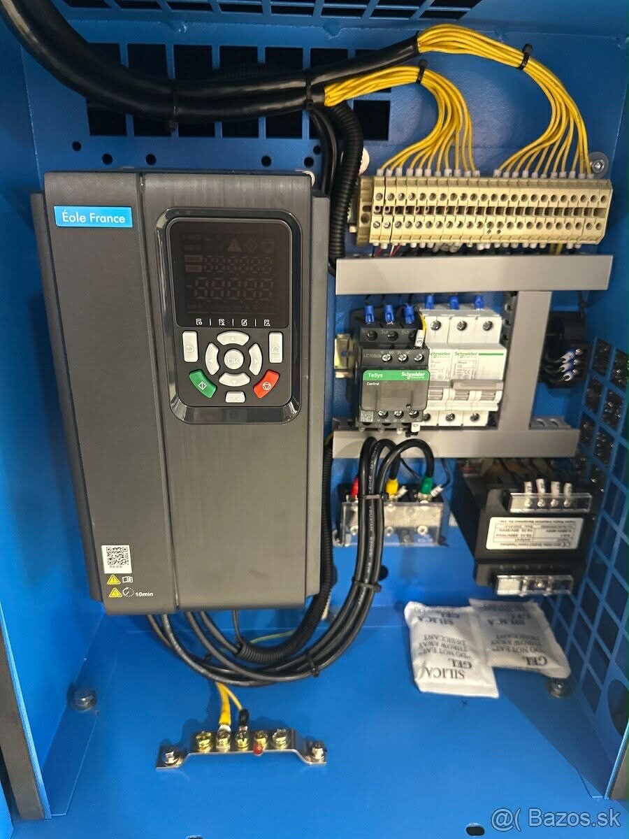 Skrutkový kompresor opravené telefóne číslo - 4