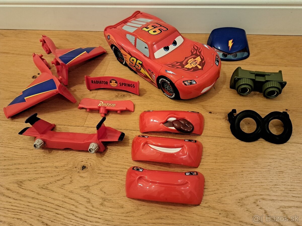 McQueen auto s nahradnymi dielikmi - 4