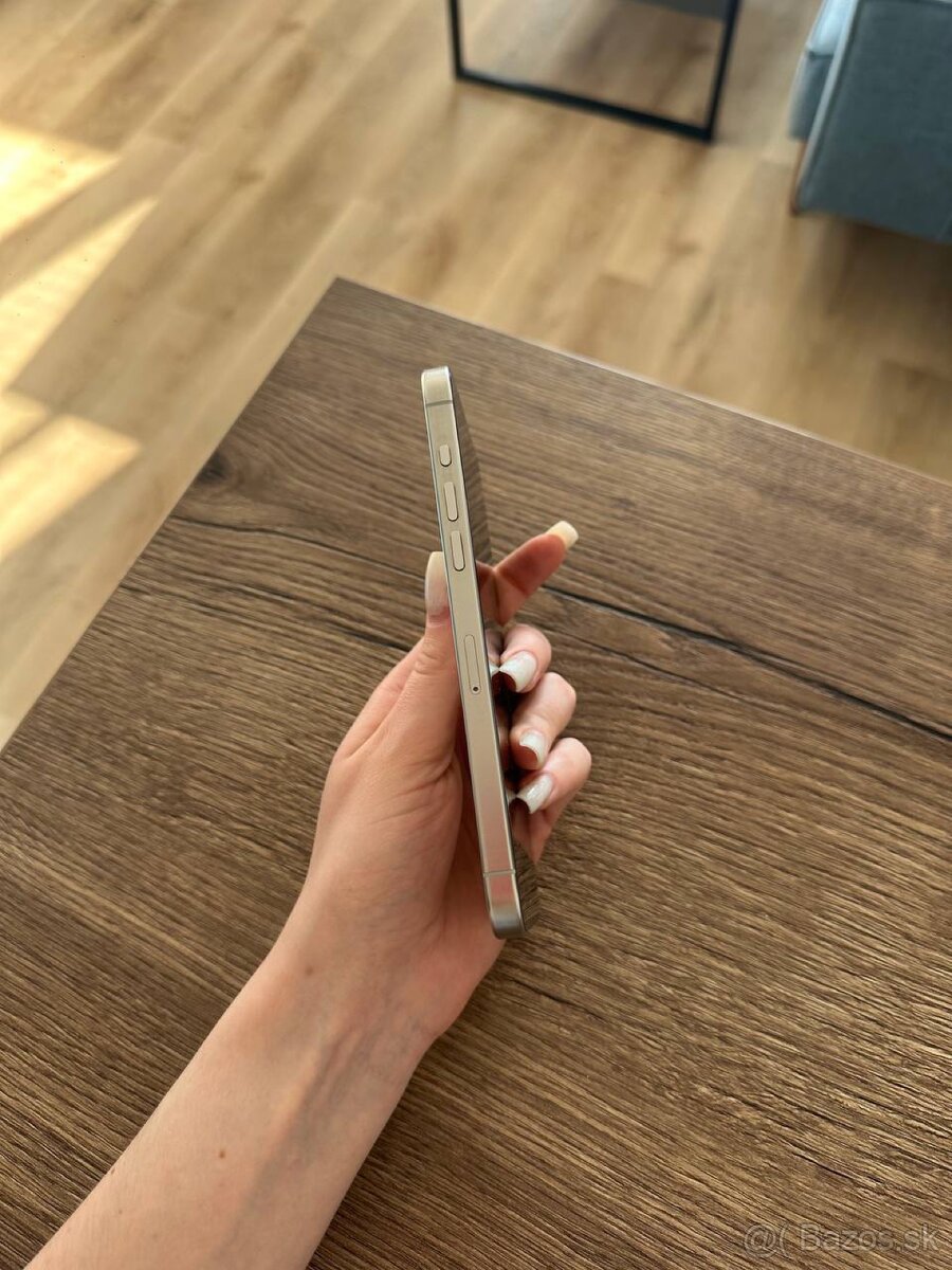 iPhone 15 Pro Max 256Gb - 4