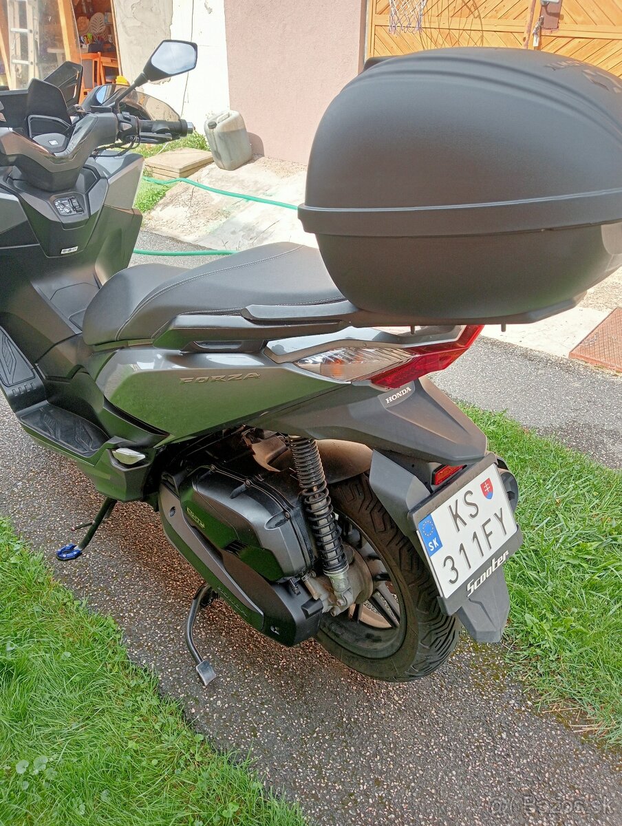 Honda Forza NSS 125 - 4